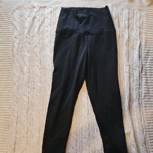 Aerie XXS Black Stretchy Capri Yoga Pants